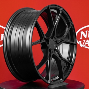 Kuva tuotteesta R-Series R13